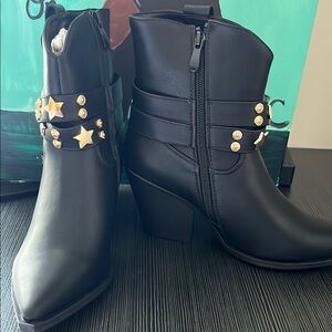 Black Ankle Boots with Star Accents